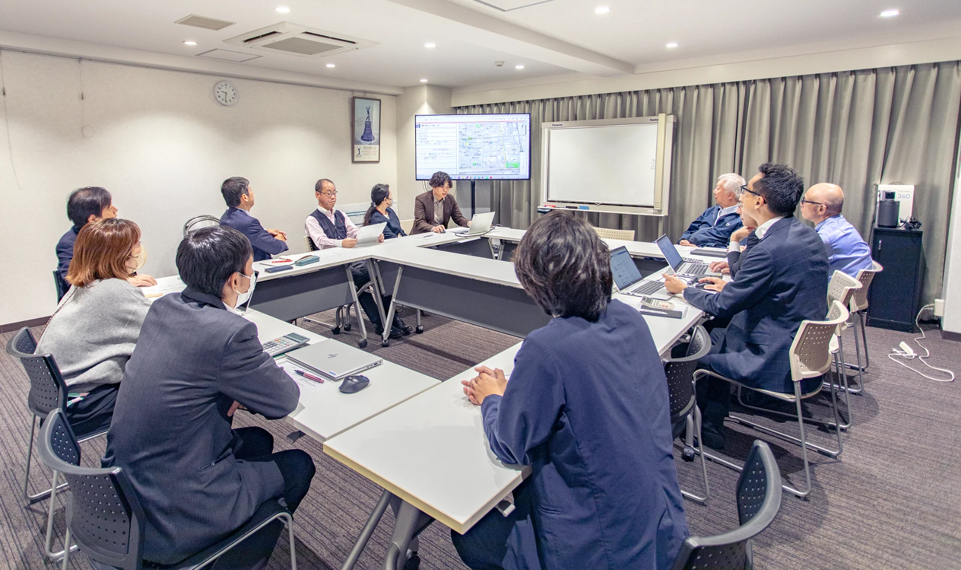 社内ミーティングの様子